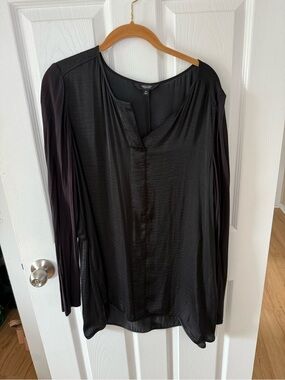 Dana Buchman Black Long-Sleeve Scoop-Neck Blouse